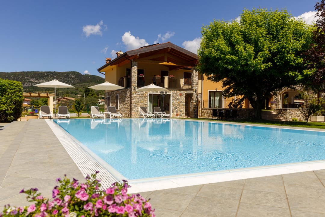 Pool Ferienhaus Rustico