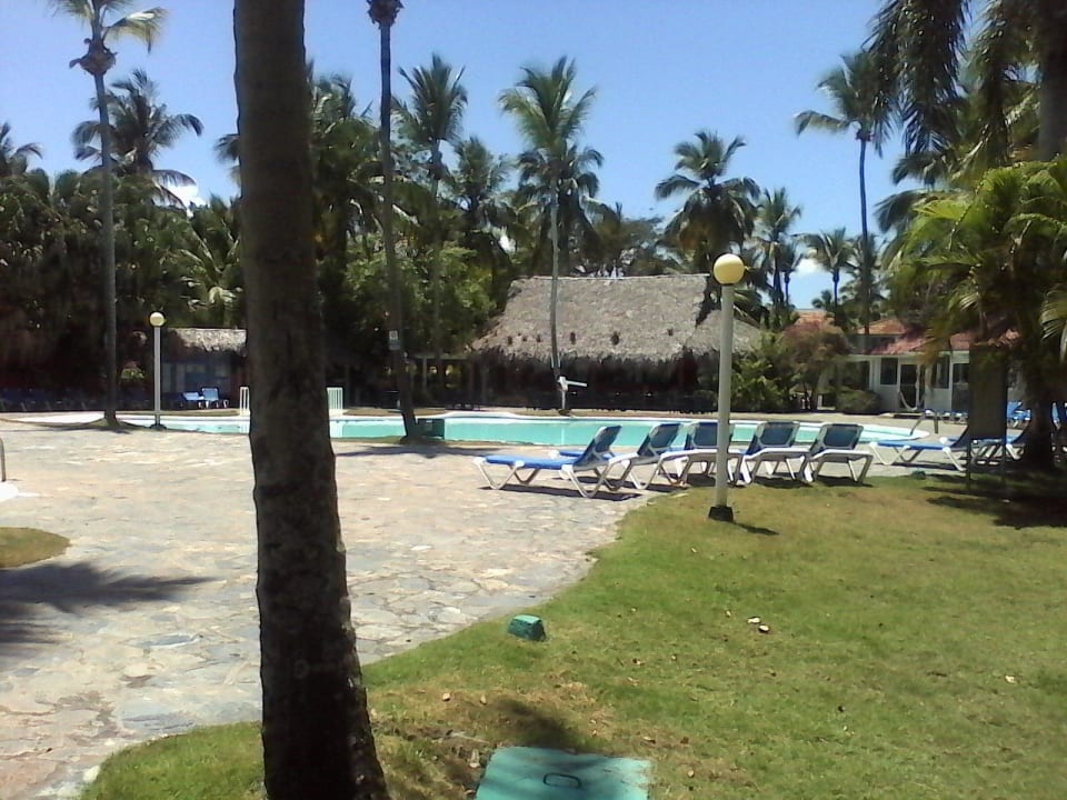 Grosses Pool Wyndham Alltra Samana