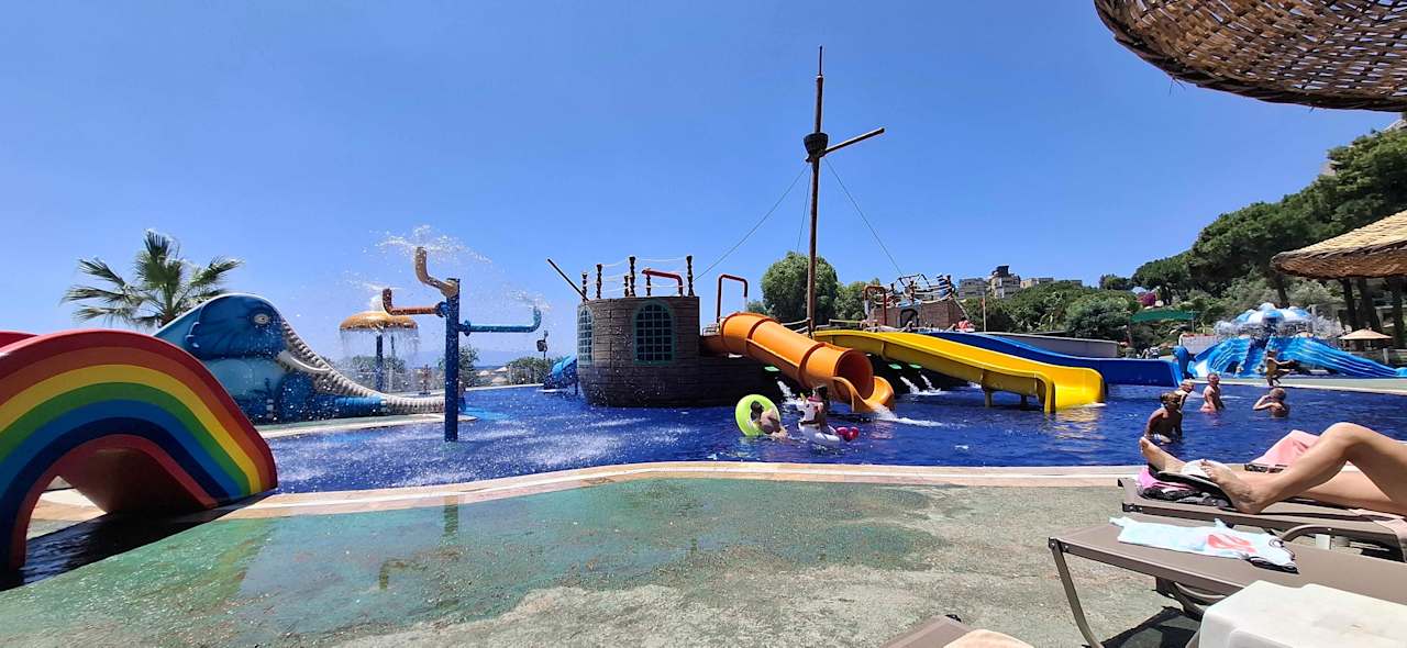 Pool Aria Claros Beach & Spa Resort