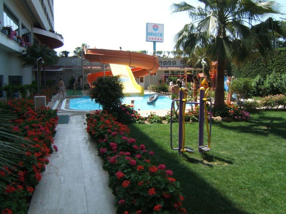 Widok na aquapark Kırbıyık Resort Hotel - Alanya