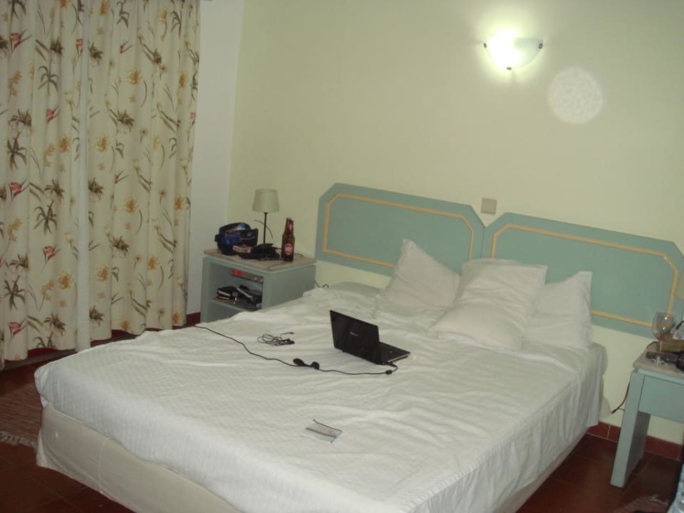Bett Best Western Hotel Dom Bernardo