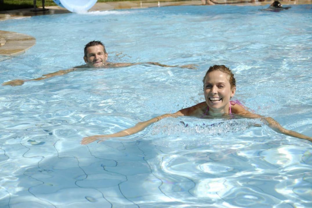 Pool STROBLHOF Active Family SPA Resort