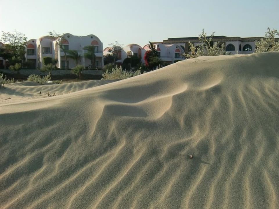 Außerhalb Shams Alam Beach Resort