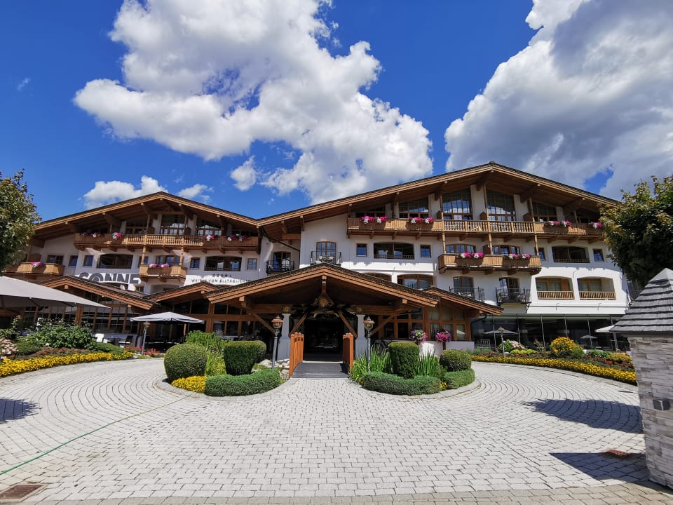 Außenansicht Hotel Sonne