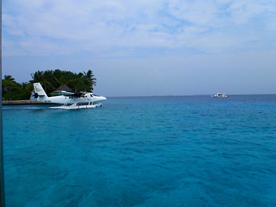 Strand Kuredu Island Resort & Spa