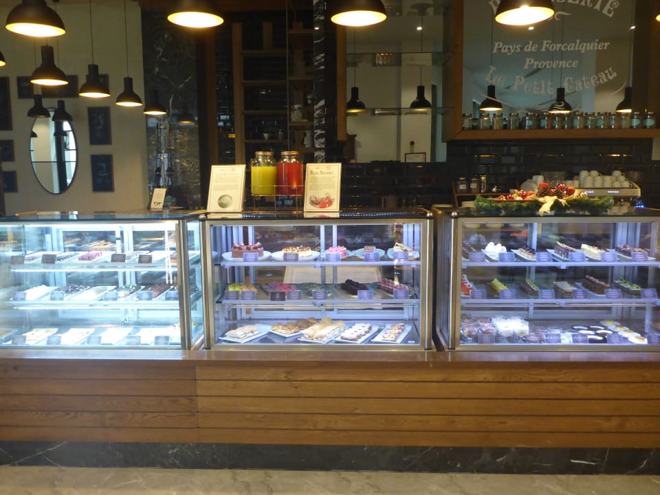 Gastro Acanthus Cennet Barut Collection