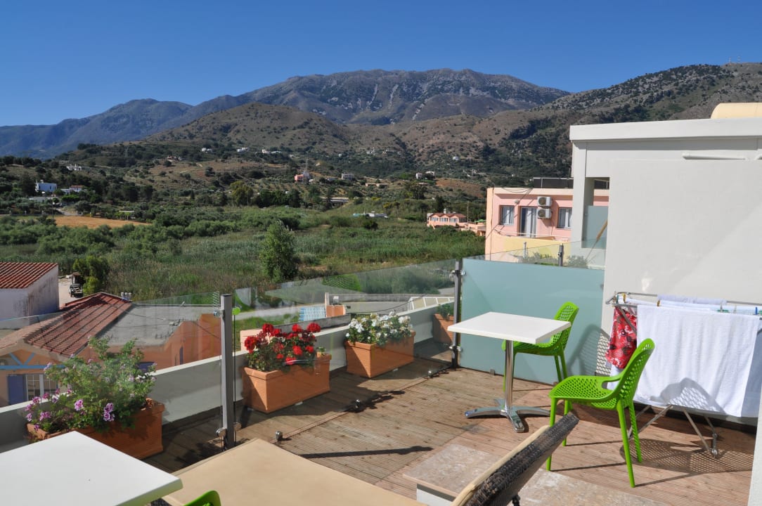 Blick zur Landseite  Hotel Corissia Princess