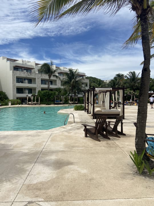Pool Akumal Bay Beach & Wellness Resort