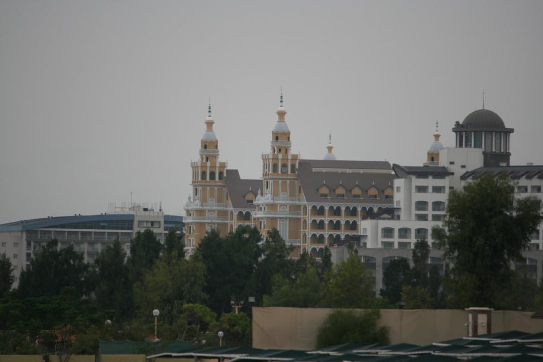 Blick aufs neue Royal Holliday IC Hotels Green Palace