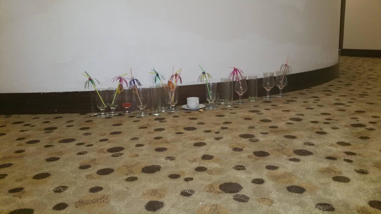 Ordnung Tag 2? Dream World Aqua Hotel