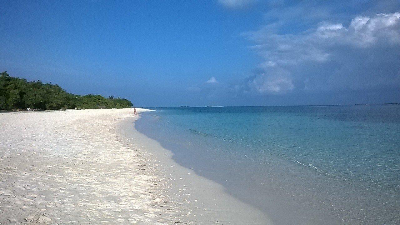 Traumhafter Strand Kuredu Island Resort & Spa