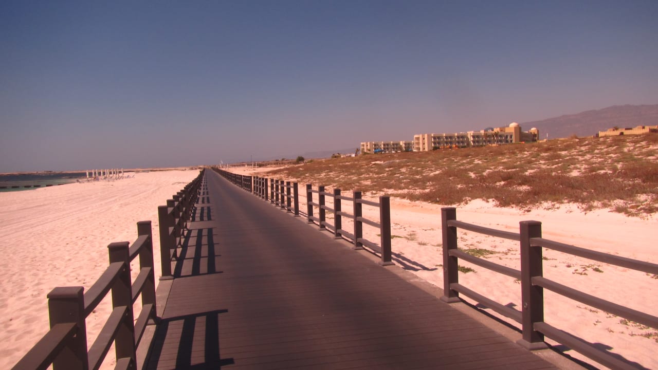 Strand Wyndham Garden Salalah Mirbat