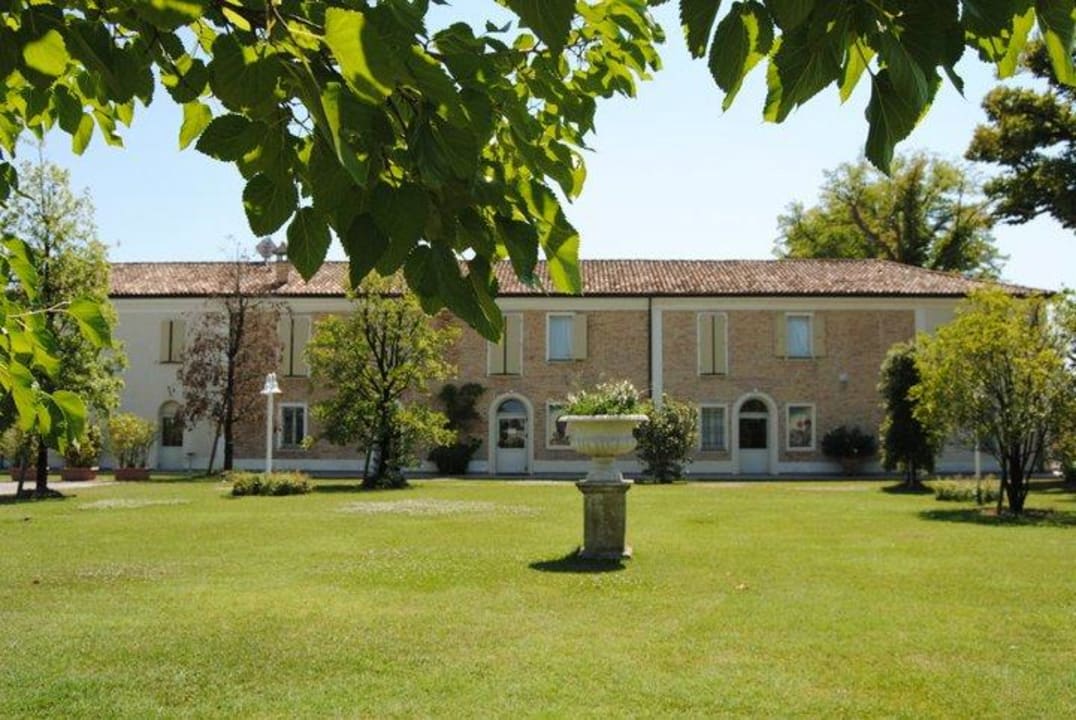 Relais Villa Roncuzzi - esterno Relais Villa Roncuzzi