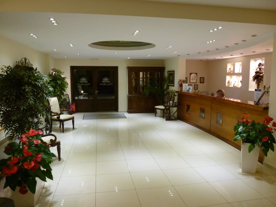 Rezeptionsbereich Naxos Resort Beach Hotel