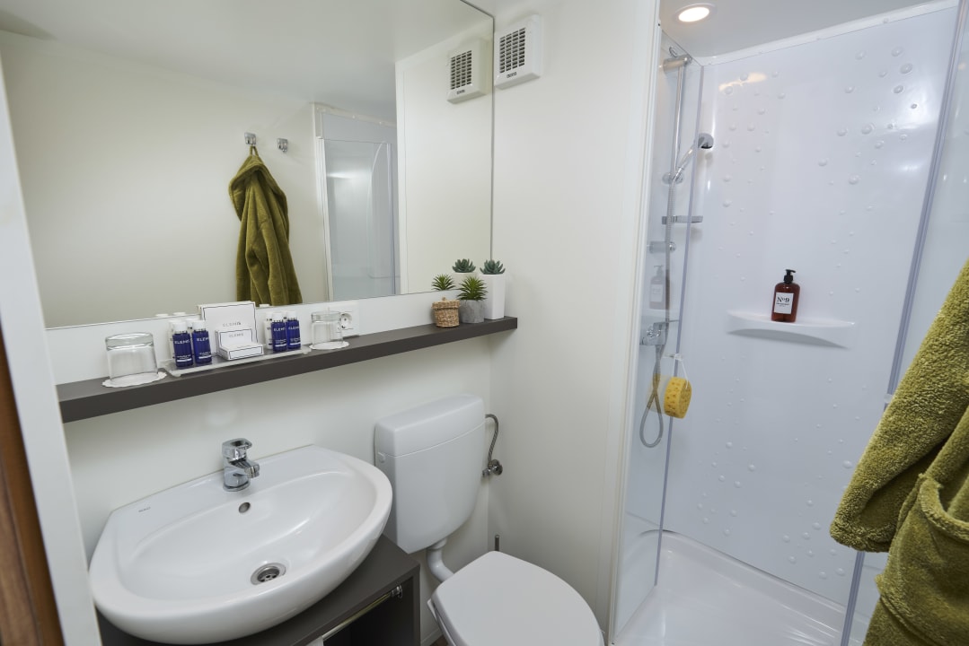 Zimmer Arena One 99 Glamping