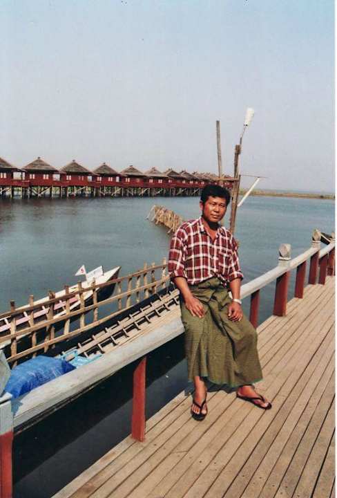 Burmesischer Freund Hupin Inle Khaung Daing Village Resort