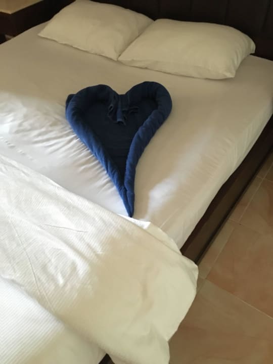 Ein Herz für Ägypten  Pickalbatros Alf Leila Wa Leila Resort - Neverland Hurghada