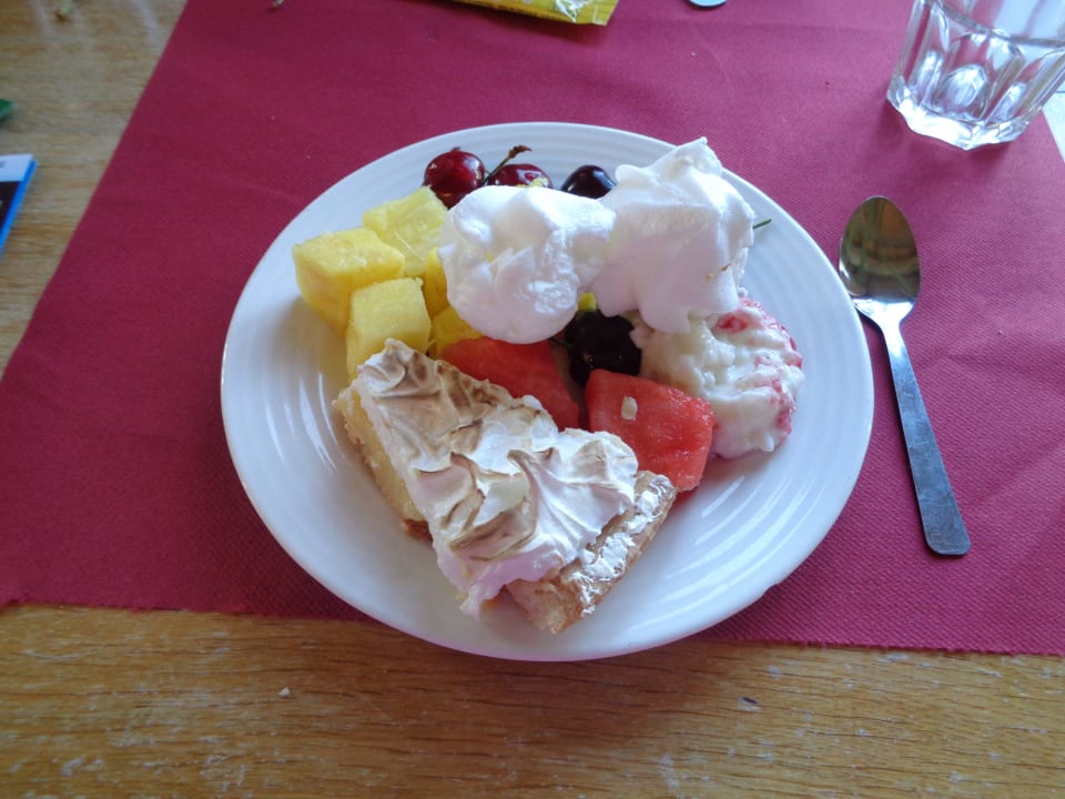 Abendessen Buffet war top, Frühstück Flop! Campanile Val de France