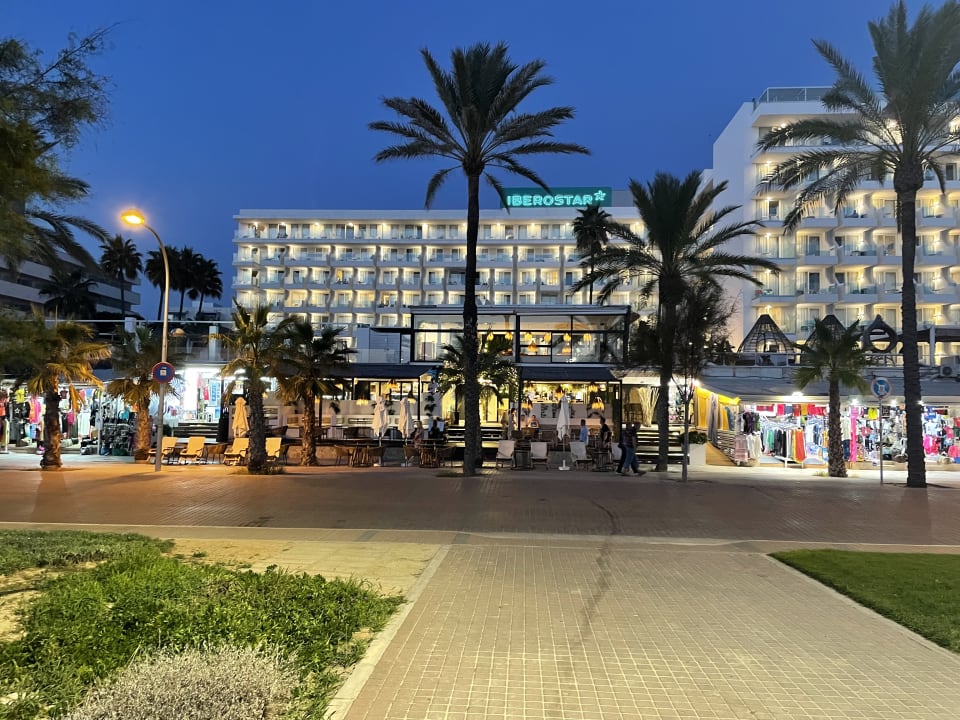Außenansicht Iberostar Waves Bahia de Palma