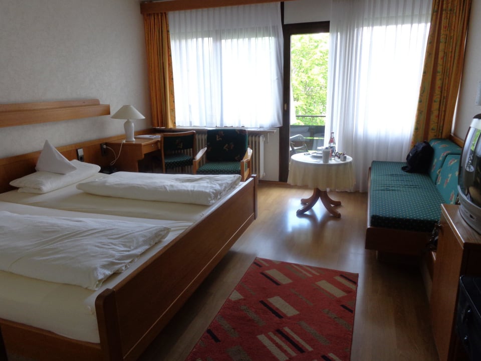 Zimmer im Anbau B&B Pop-Up Hotel Hirsch