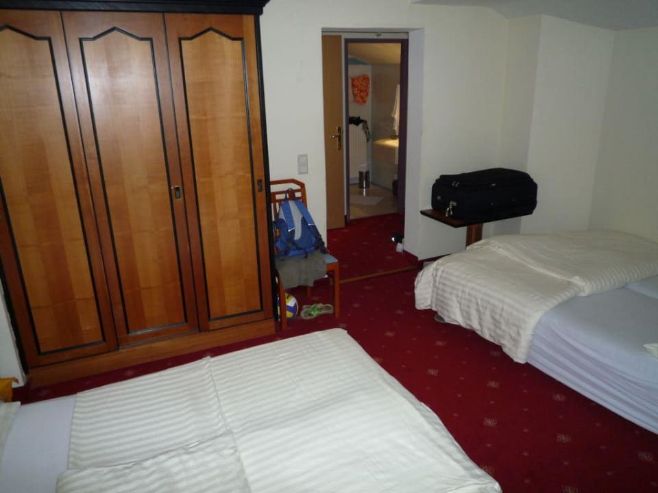Älteres Familienzimmer Hotel Gasthof Stegerbräu