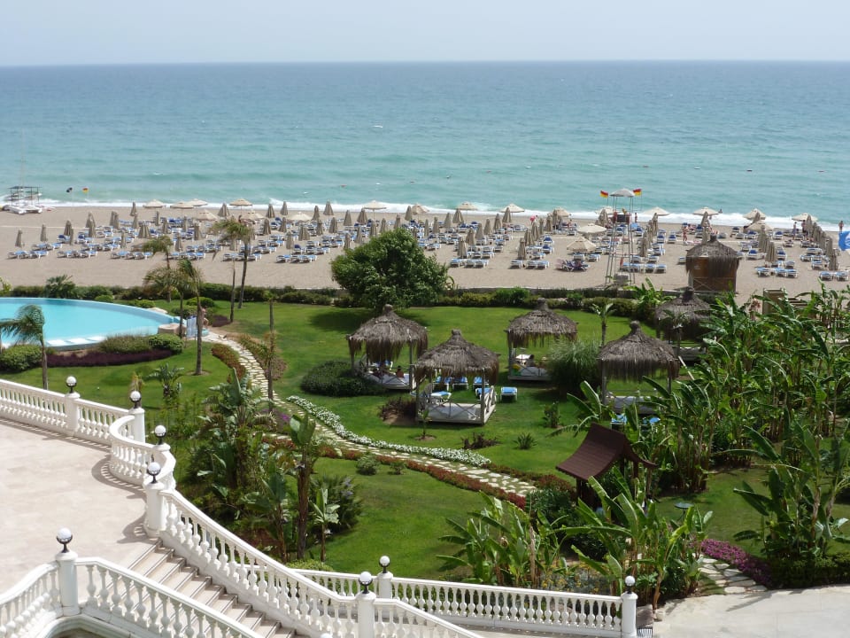 Ausblick vom Restaurant (außen) , Richtung Strand Starlight Resort Hotel