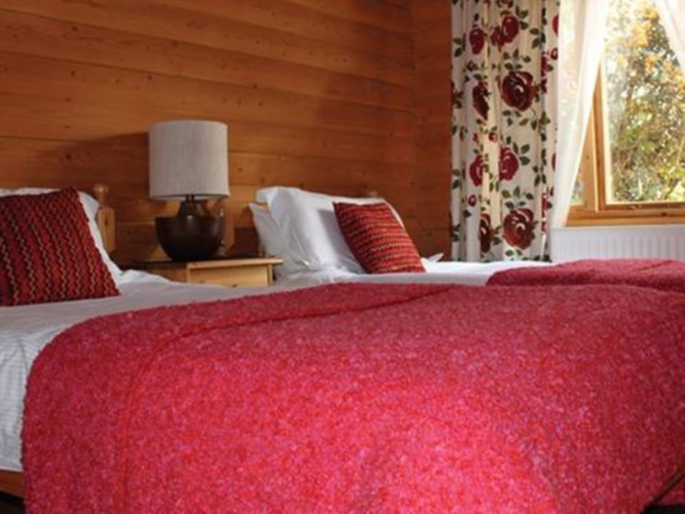 Twinroom1 ensuite bedroom Redlands Country Lodge Guest House