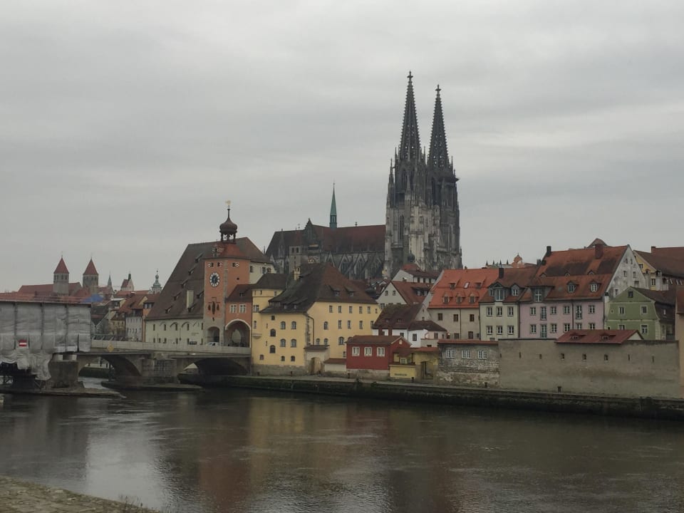 Blick aus dem Zimmer Sorat Insel Hotel Regensburg