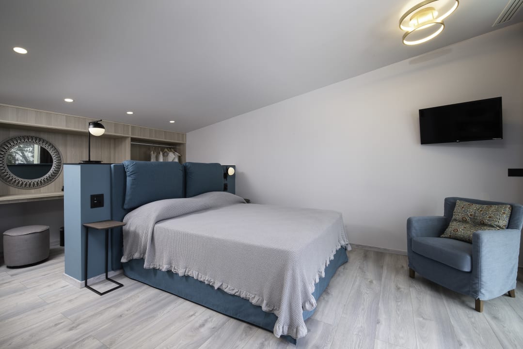 Zimmer Hotel Lagomandra Beach