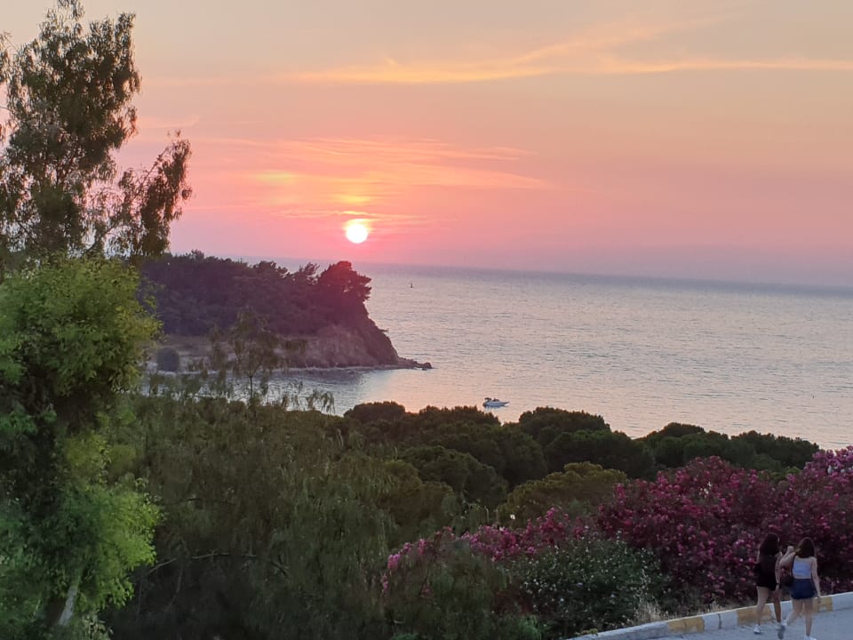 Außenansicht Hotel Carina