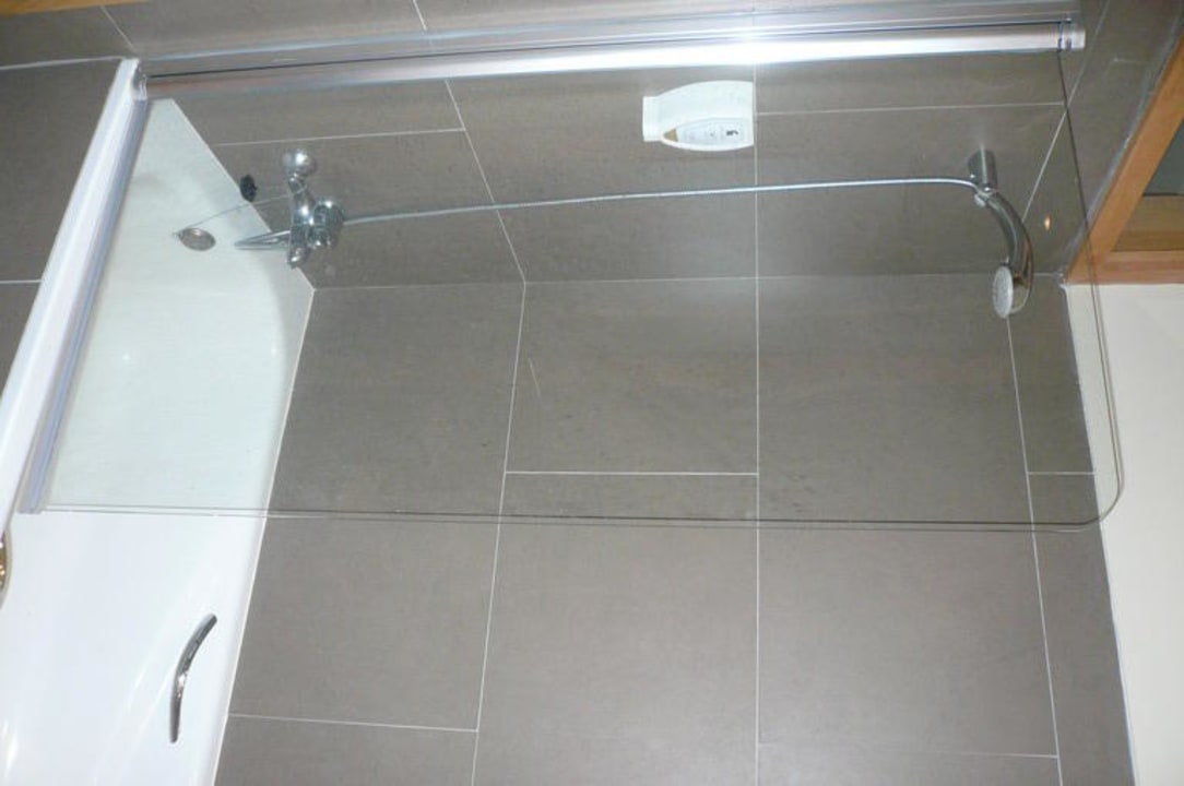 Badewanne mit Dusche Hotel Playa Calera