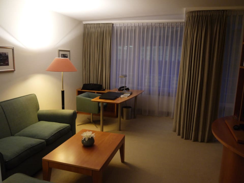 Management Suite - Wohnbereich The Mandala Hotel