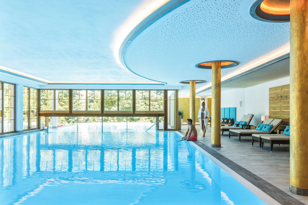  Pool Wellnesshotel Forsthaus Auerhahn Baiersbronn HolidayCheck  