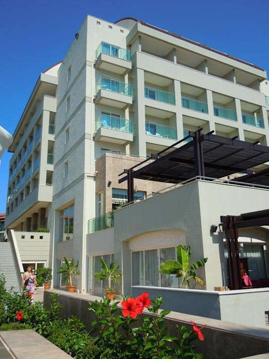 Haus 9 Sealife Buket Resort & Beach