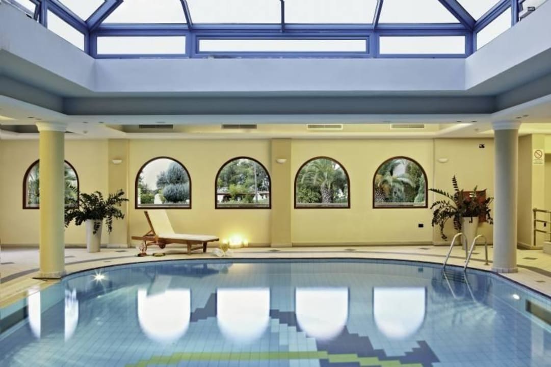 Sea water Indoor Swimming Pool Hotel Negroponte Resort Eretria