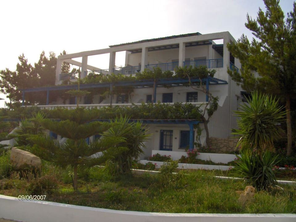 Schöne Ansicht der Haupthaus- Zimmer. Hotel Kakkos Bay