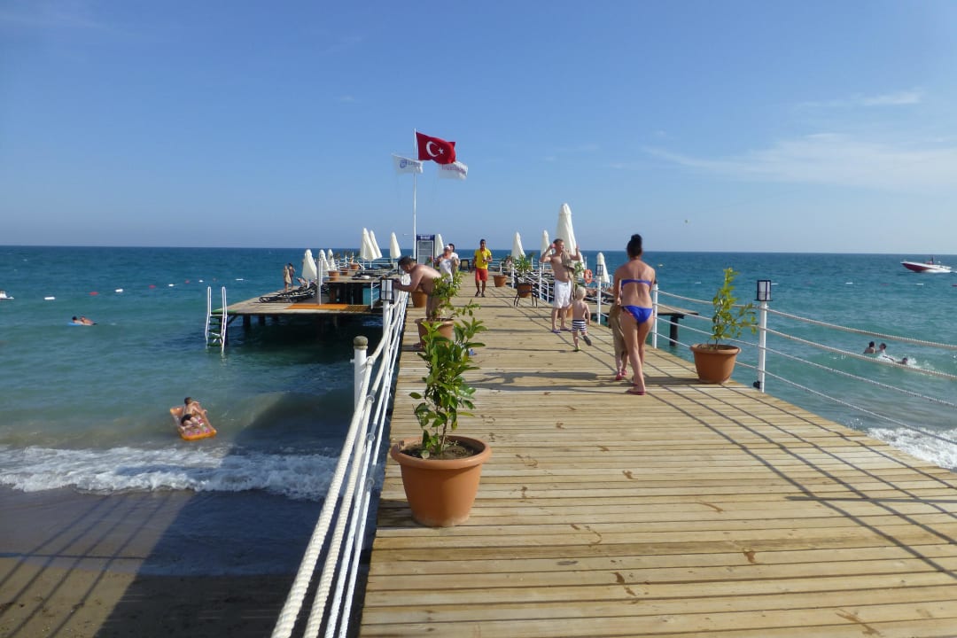 Am Strand Limak Lara Deluxe Hotel & Resort