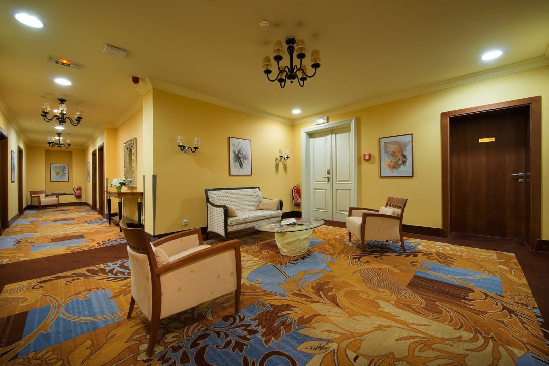 Hotelgang Grandhotel Zvon