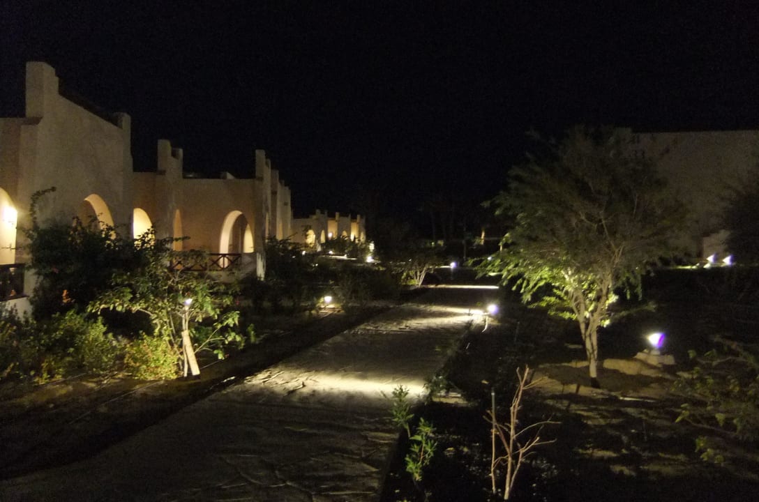 Gut ausgeleuchtete Anlage Hilton Marsa Alam Nubian Resort