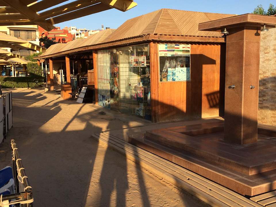 Hotel Strand um ca. 5:30 Uhr Ruhe vor dem Sturm SUNRISE Holidays Resort (Adults Only)