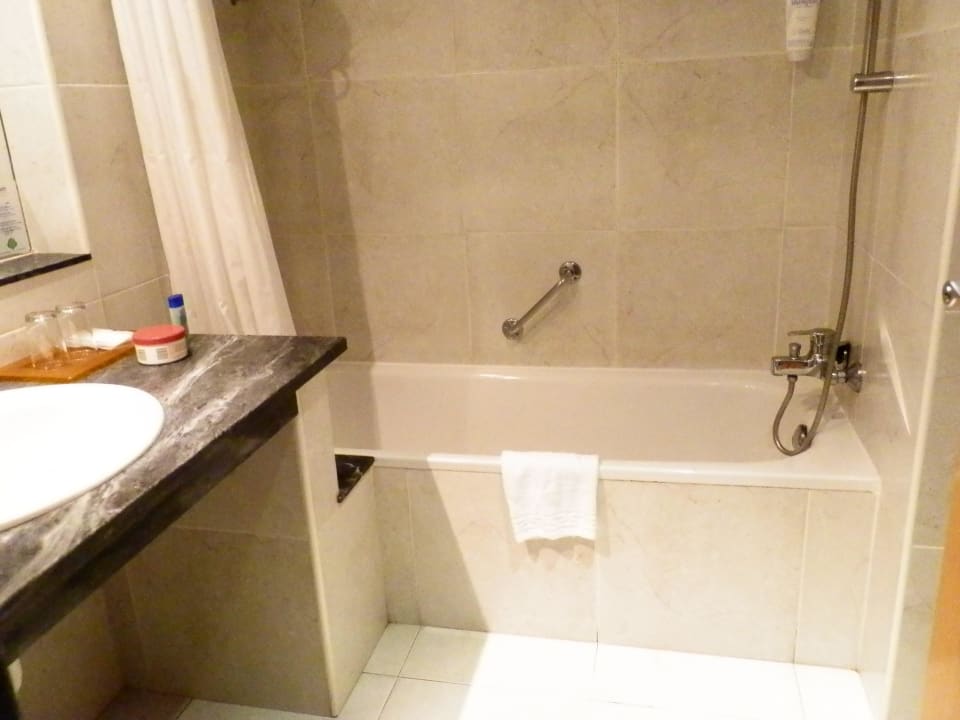 Badewanne allsun App.-Hotel Esquinzo Beach