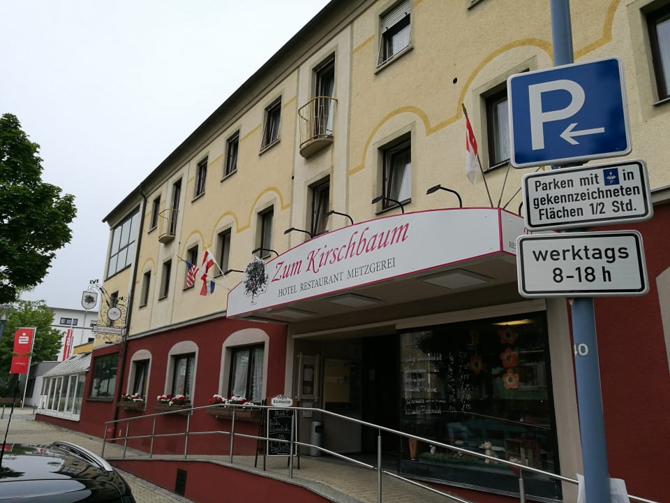 Außenansicht Hotel Zum Kirschbaum