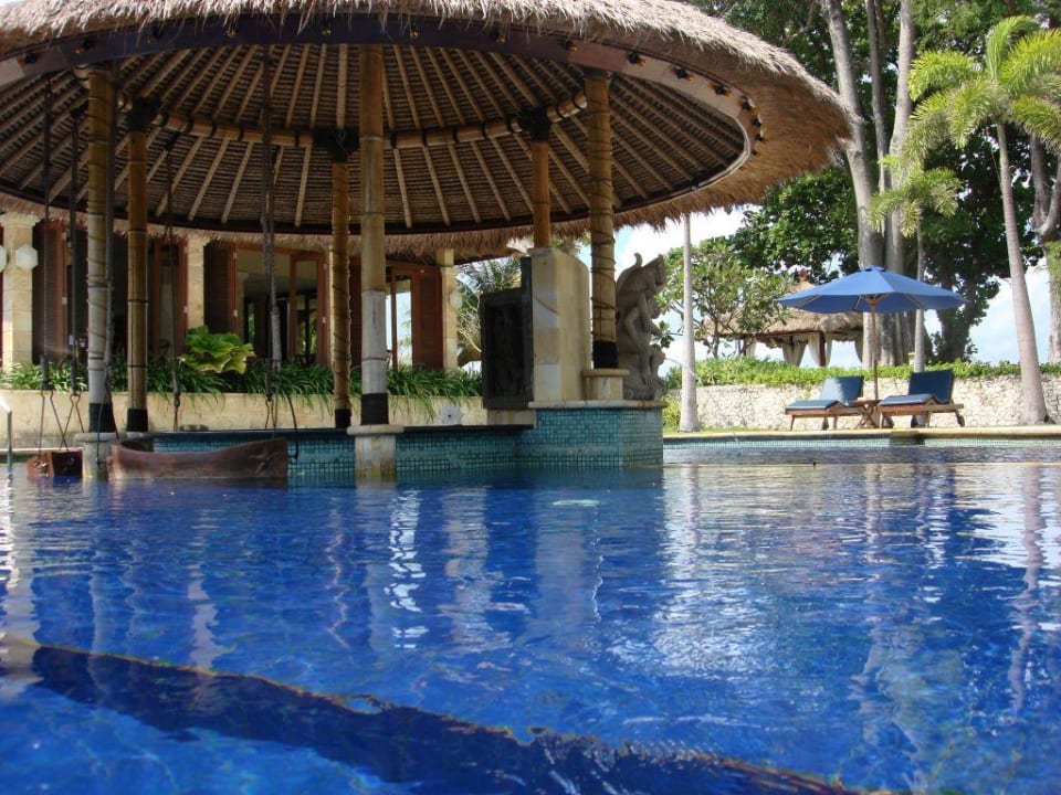 Pool Pool Villa Club