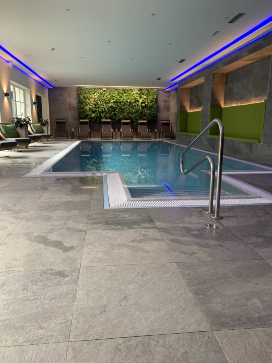 Pool ever.grün KAPRUN 