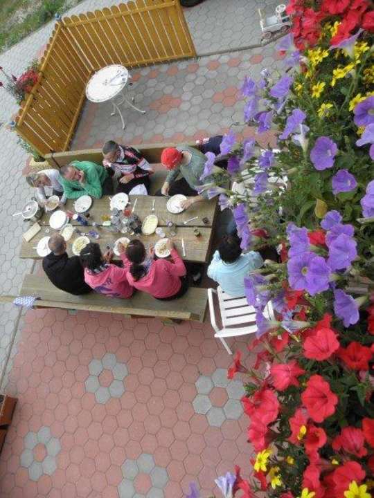 Die gemütliche Terrasse (App. P.) Ferienwohnungen Haus Livia