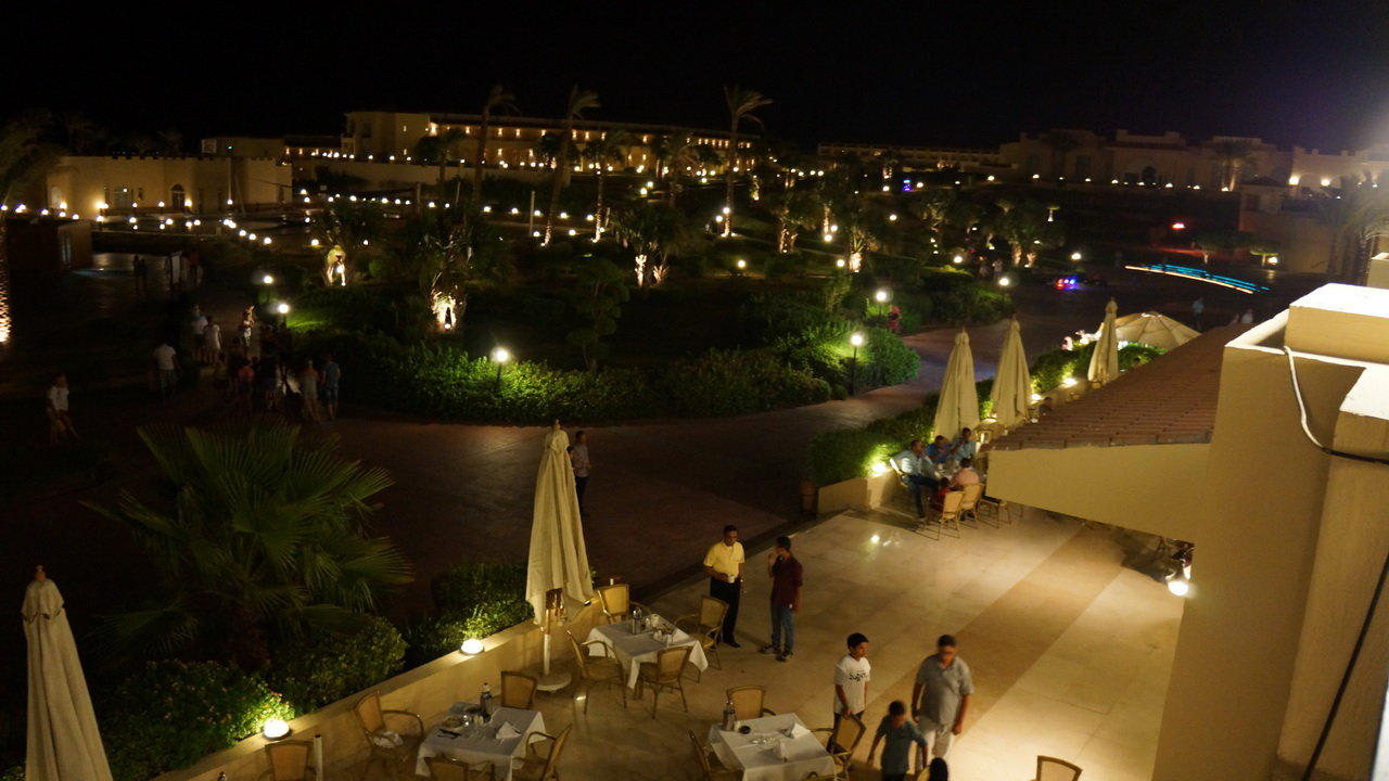 Anlage bei Nacht Cleopatra Luxury Resort Makadi Bay