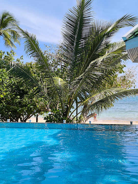 Strand Cape Panwa Hotel