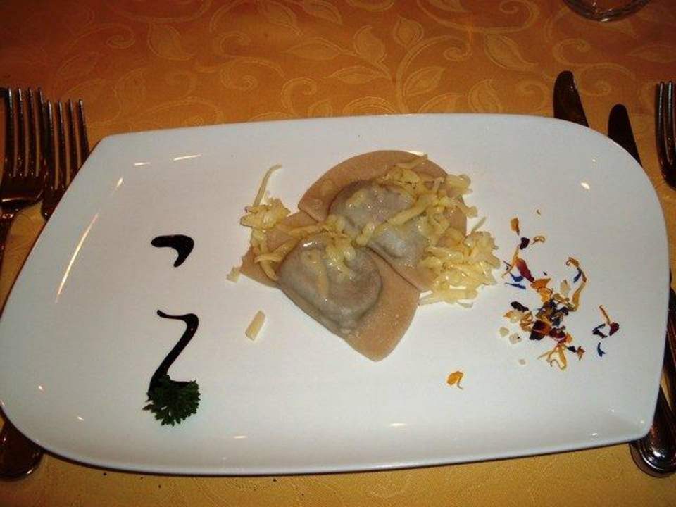 Nudelteichtaschen mit Steinpilzfüllung Alphotel Tyrol