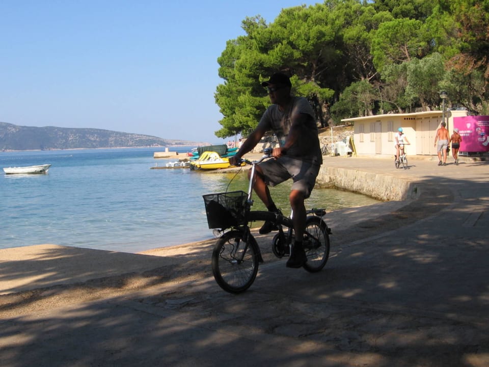 Schöner Weg am Strand Hotel Kimen