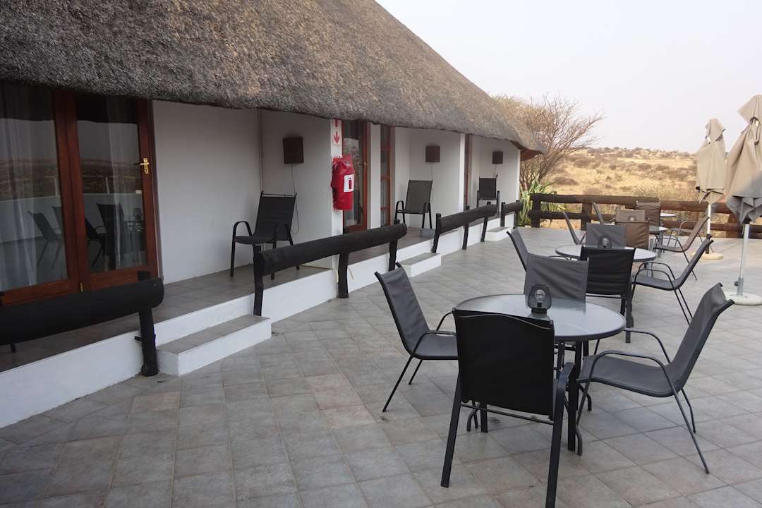 Außenansicht Hotel Trans Kalahari Inn